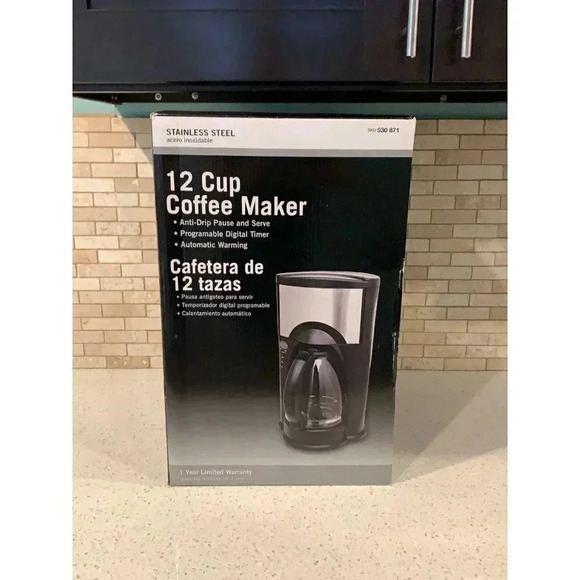 Mr. Coffee 12 cup Coffeemaker Model XQ626-WT       Tm - Picture 1 of 5